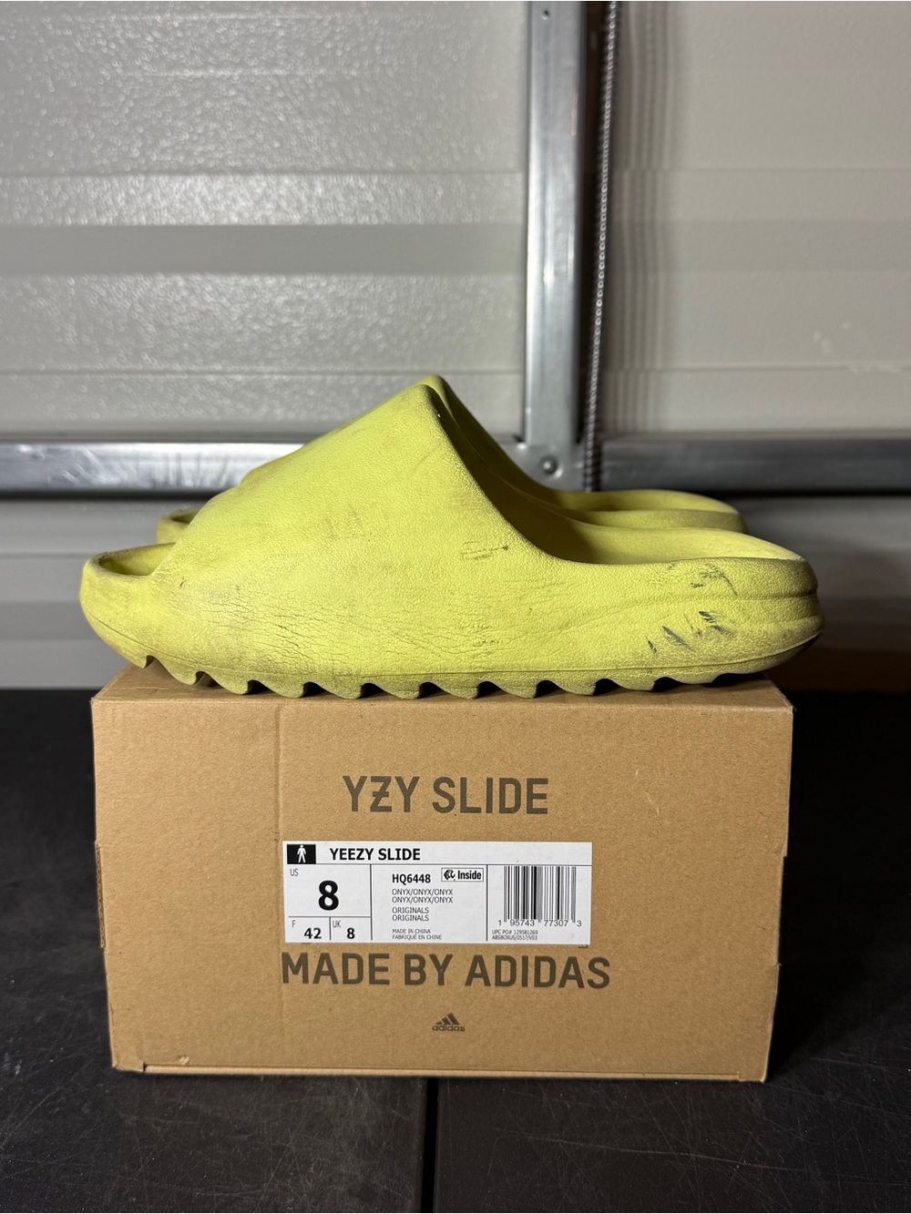 Size 8 - Yeezy Resin Slide